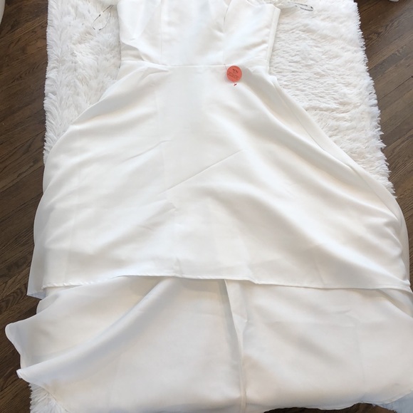 💚 SALE! CHI CHI LONDON White Dress - Picture 4 of 13